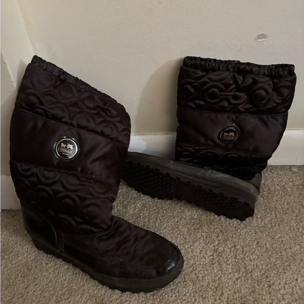 Coach dark brown  Quilted Winter Boots